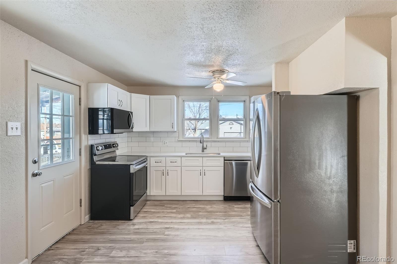 MLS Image #10 for 2332 w baltic place,englewood, Colorado