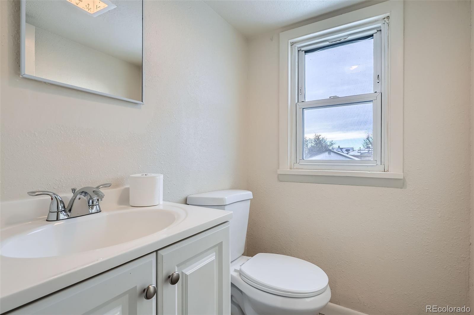 MLS Image #17 for 2332 w baltic place,englewood, Colorado