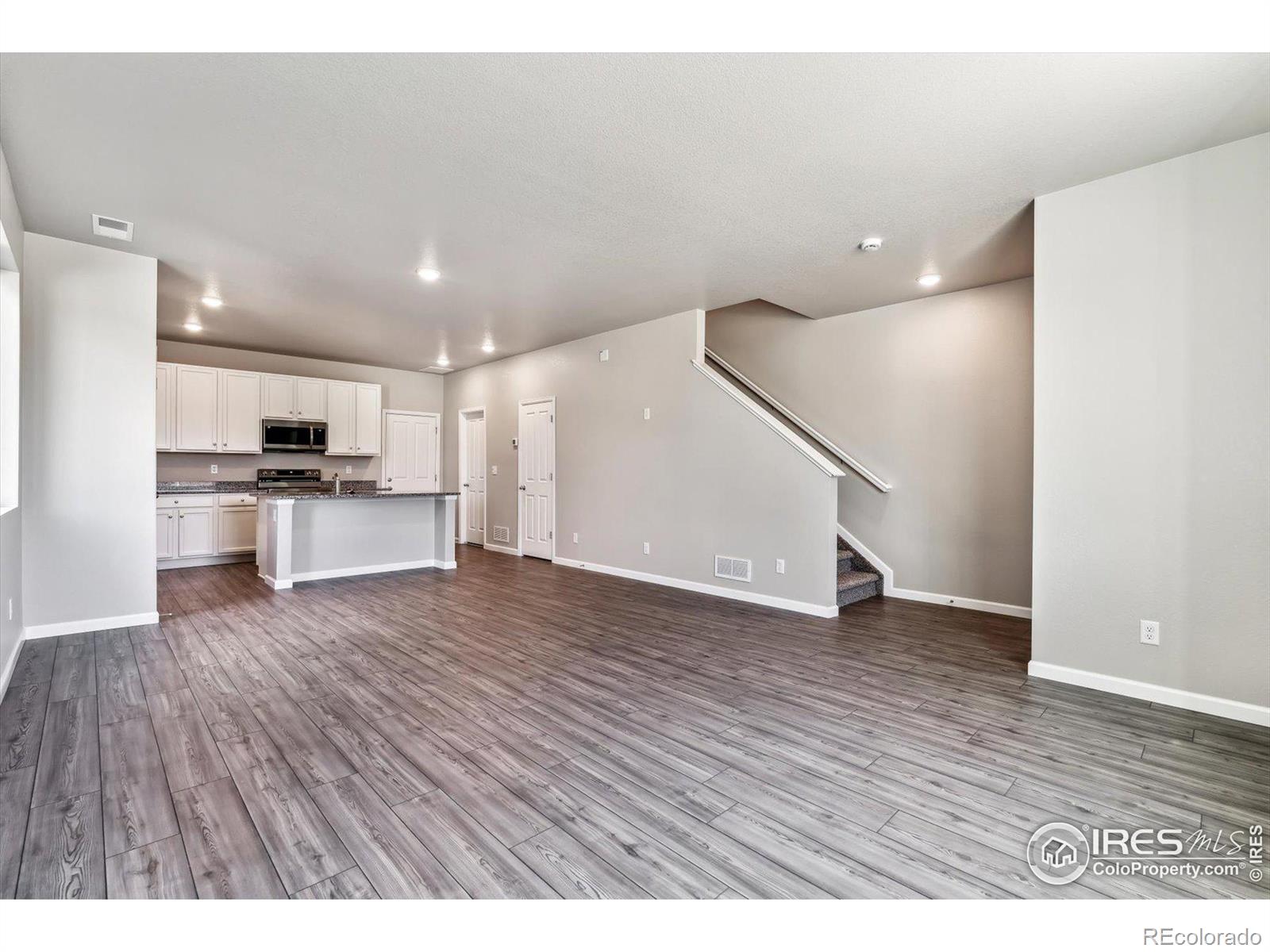 MLS Image #10 for 284  scaup lane,johnstown, Colorado