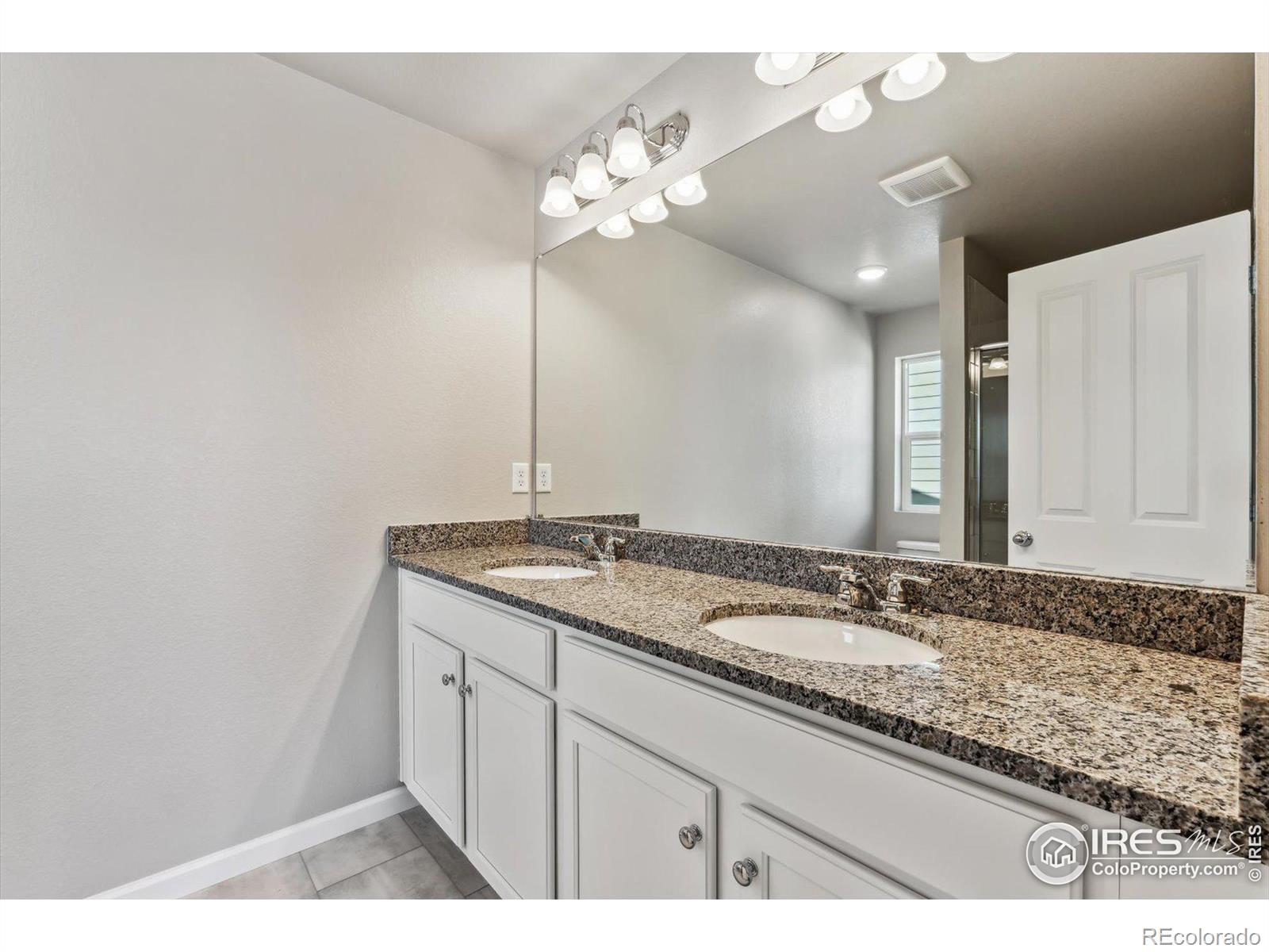 MLS Image #15 for 284  scaup lane,johnstown, Colorado