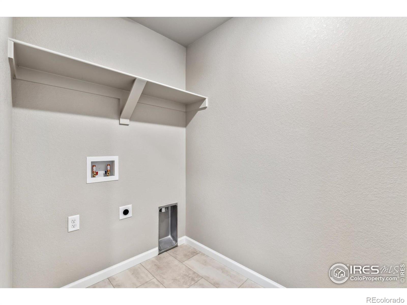 MLS Image #20 for 284  scaup lane,johnstown, Colorado