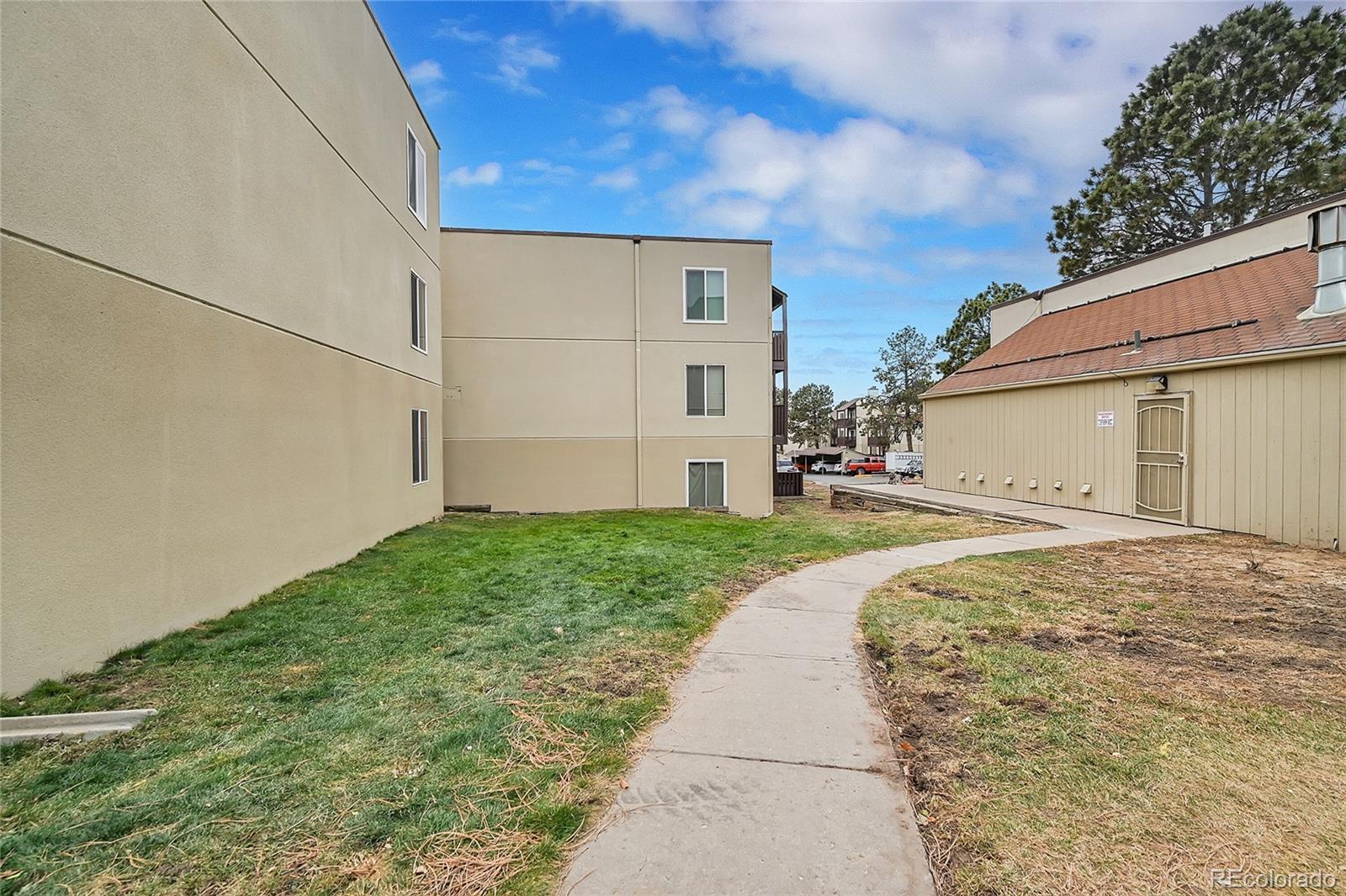 MLS Image #16 for 9995 e harvard avenue,denver, Colorado