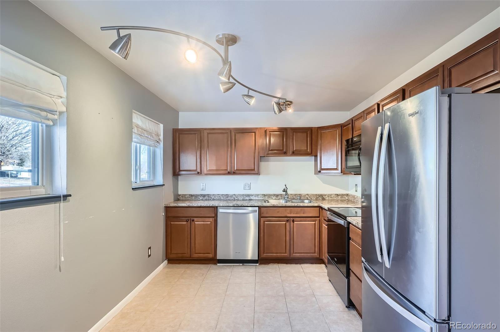 MLS Image #11 for 6021  yarrow street,arvada, Colorado