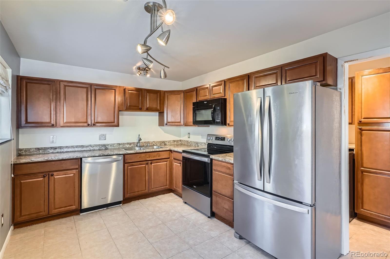 MLS Image #8 for 6021  yarrow street,arvada, Colorado