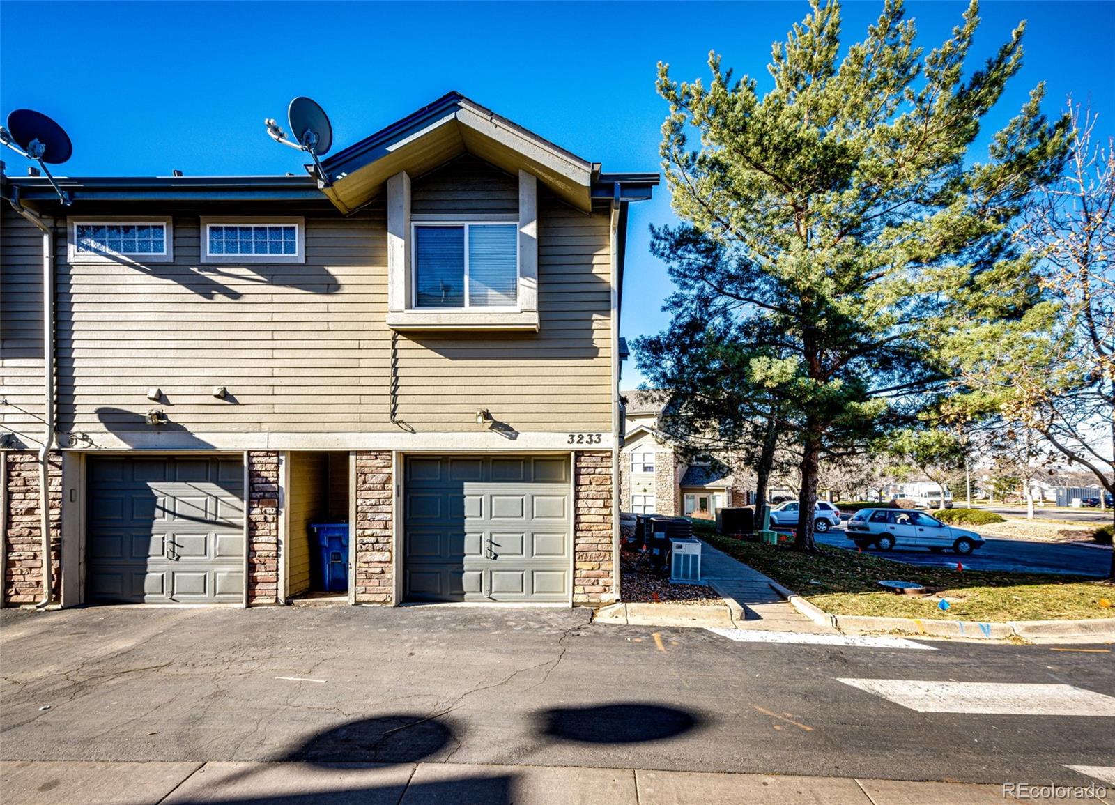 MLS Image #19 for 3233 s zeno court c,aurora, Colorado