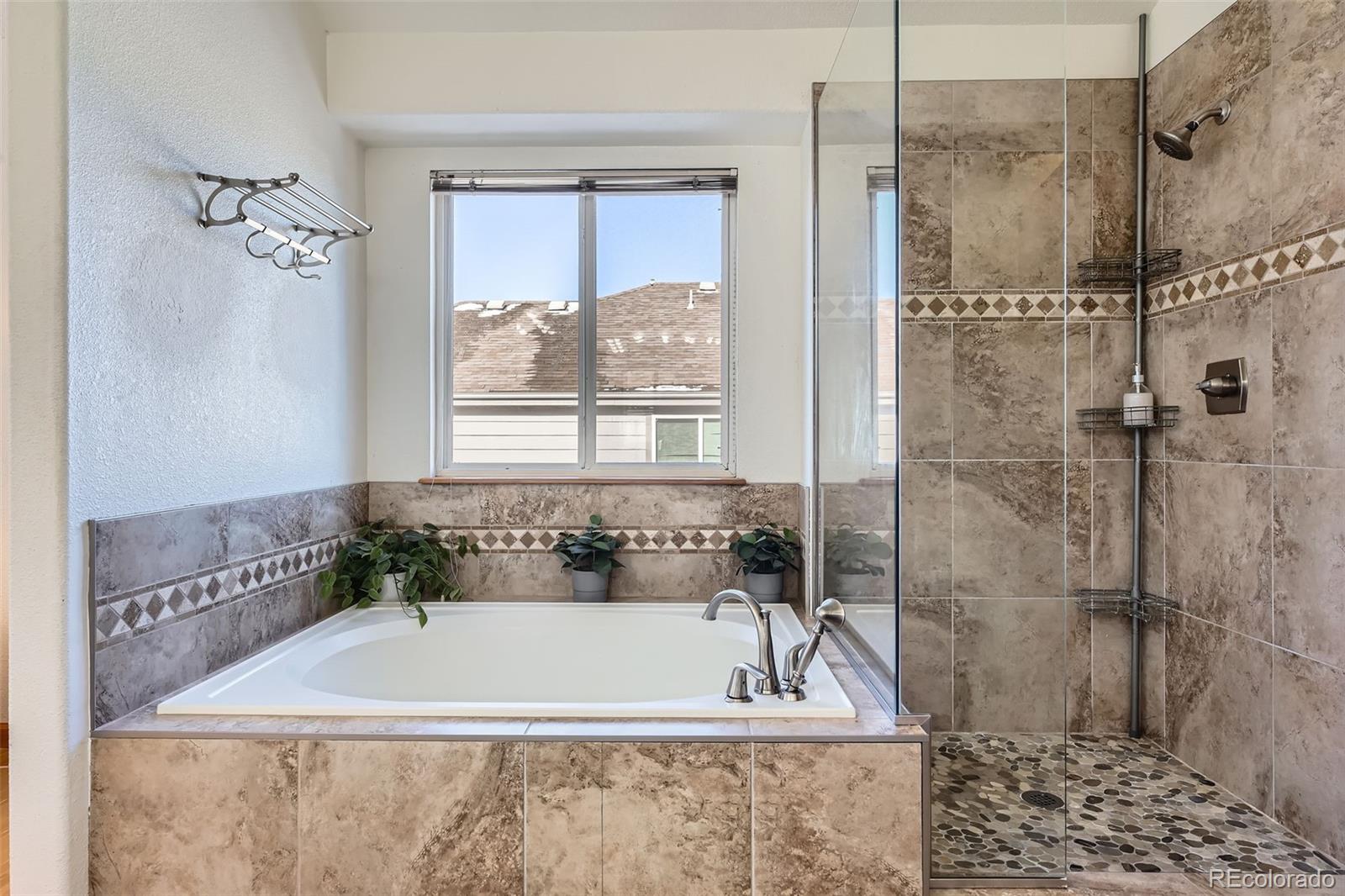 MLS Image #24 for 7212 s acoma street,littleton, Colorado