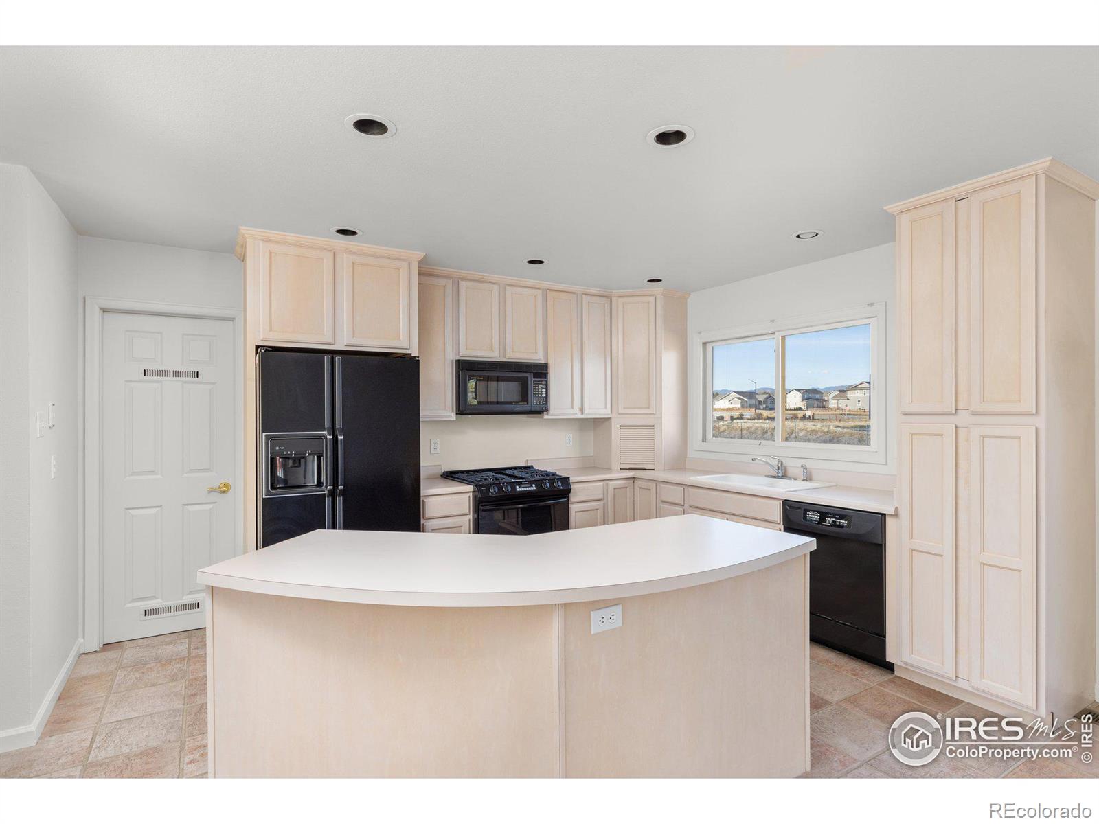 MLS Image #10 for 4627  anne place,erie, Colorado