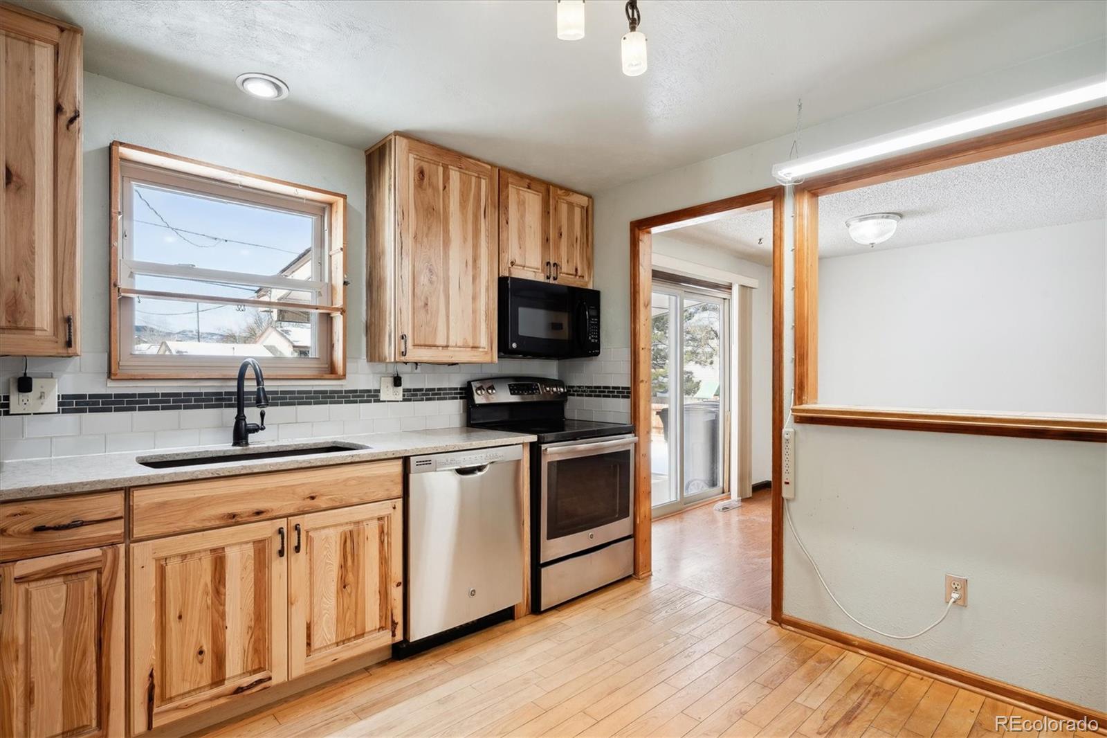 MLS Image #9 for 8503 s balsam street,littleton, Colorado