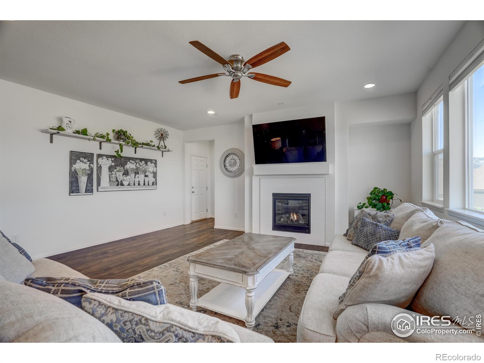 MLS Image #10 for 17939 w 94th drive,arvada, Colorado