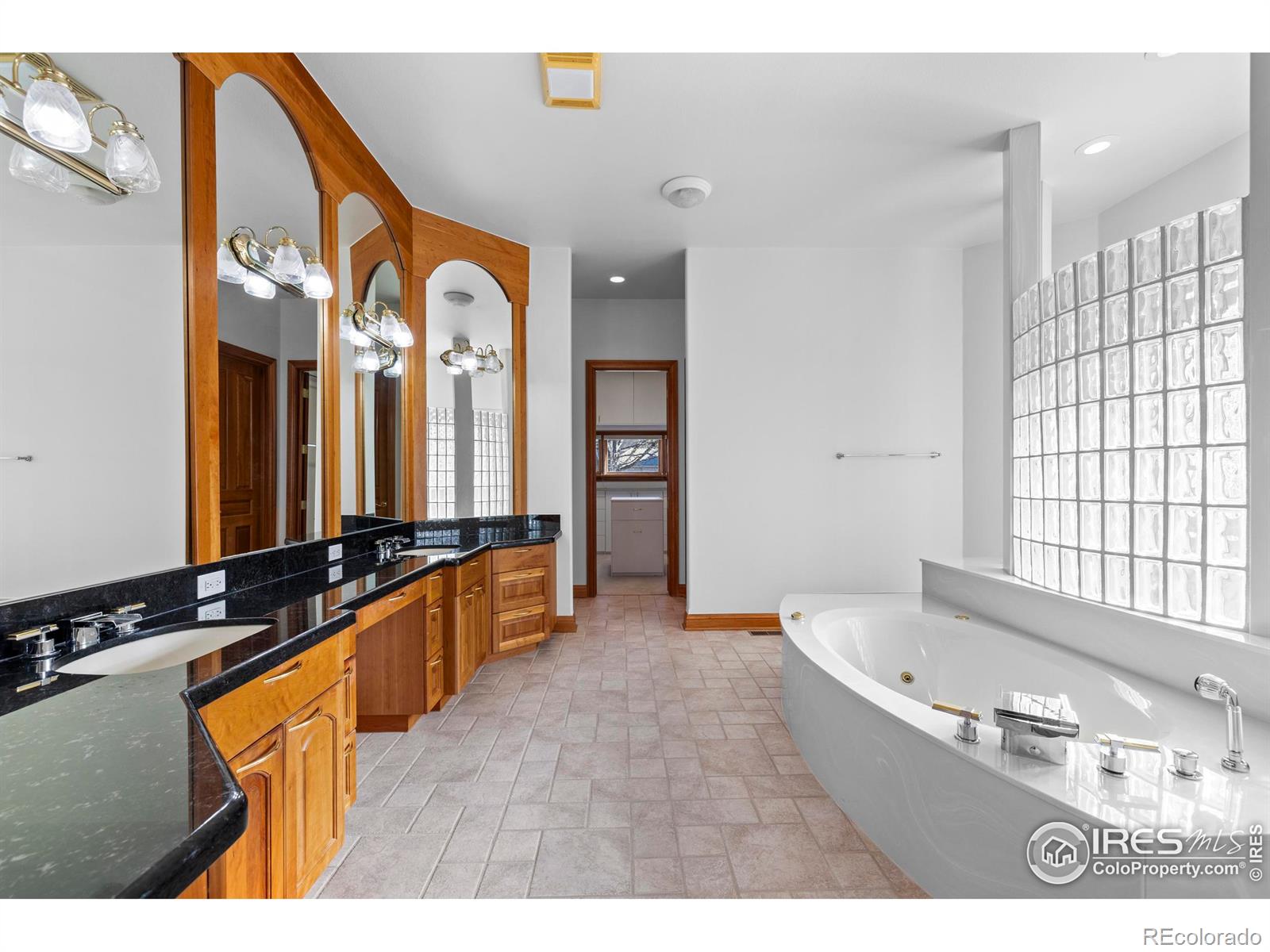 MLS Image #19 for 835  rossum drive,loveland, Colorado