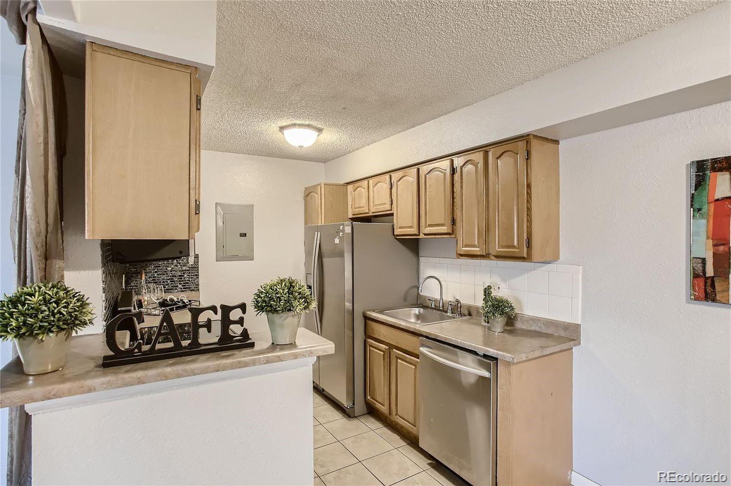 MLS Image #3 for 10150 e virginia avenue 11-102,denver, Colorado