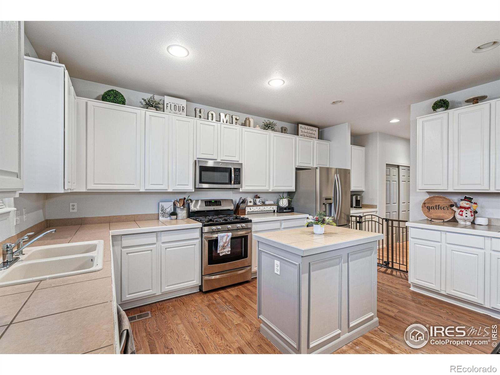 MLS Image #12 for 6650  sunburst avenue,firestone, Colorado