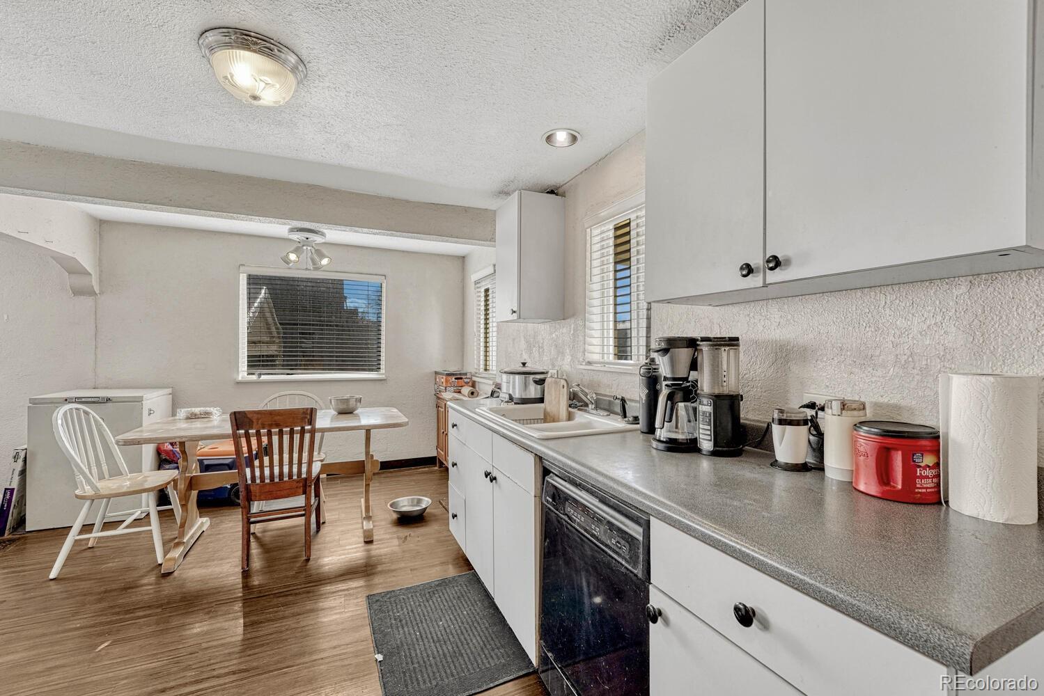 MLS Image #8 for 2031  meade street,denver, Colorado