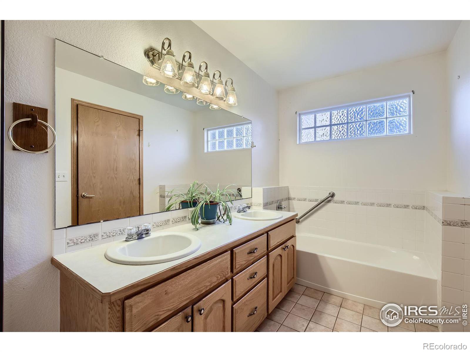 MLS Image #16 for 1871  blue river drive,loveland, Colorado