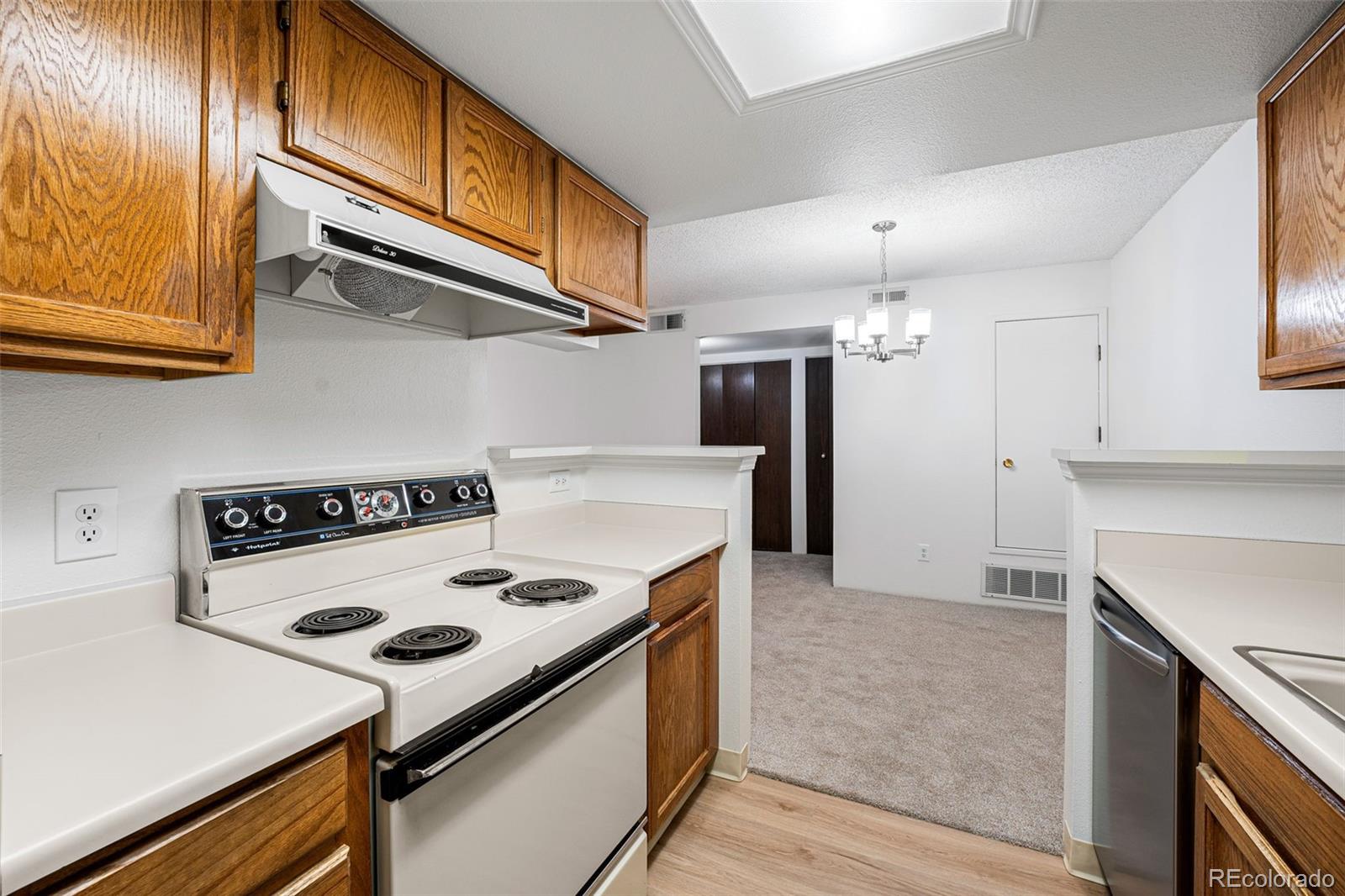 MLS Image #19 for 8335  fairmount drive,denver, Colorado