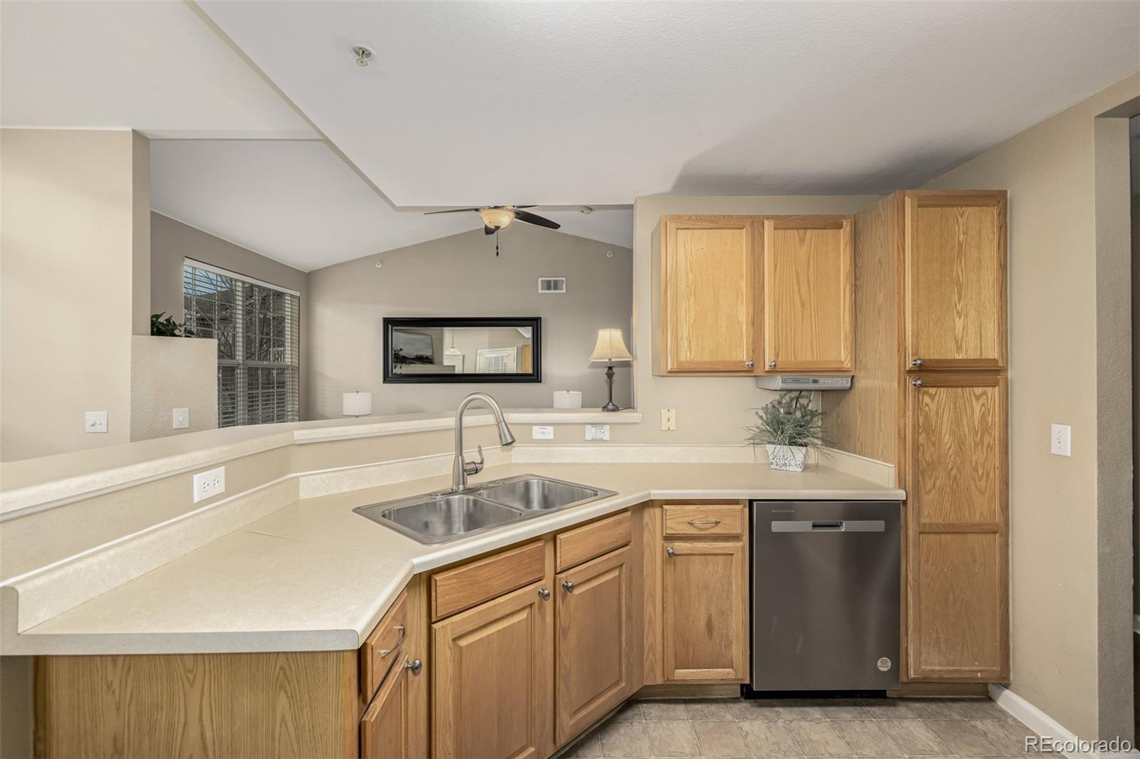 MLS Image #17 for 7440 s blackhawk street,englewood, Colorado