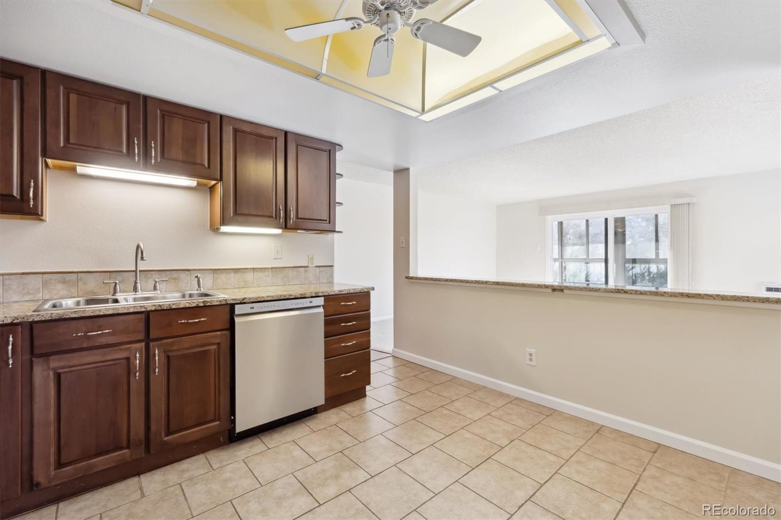 MLS Image #11 for 13901 e marina drive 109,aurora, Colorado