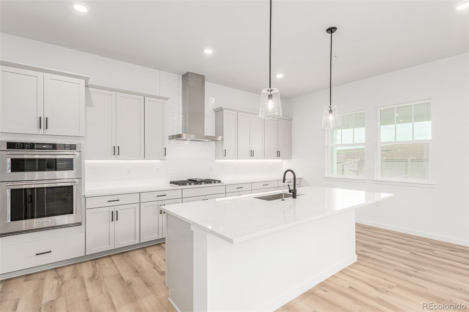 MLS Image #11 for 1826  hickory avenue,erie, Colorado