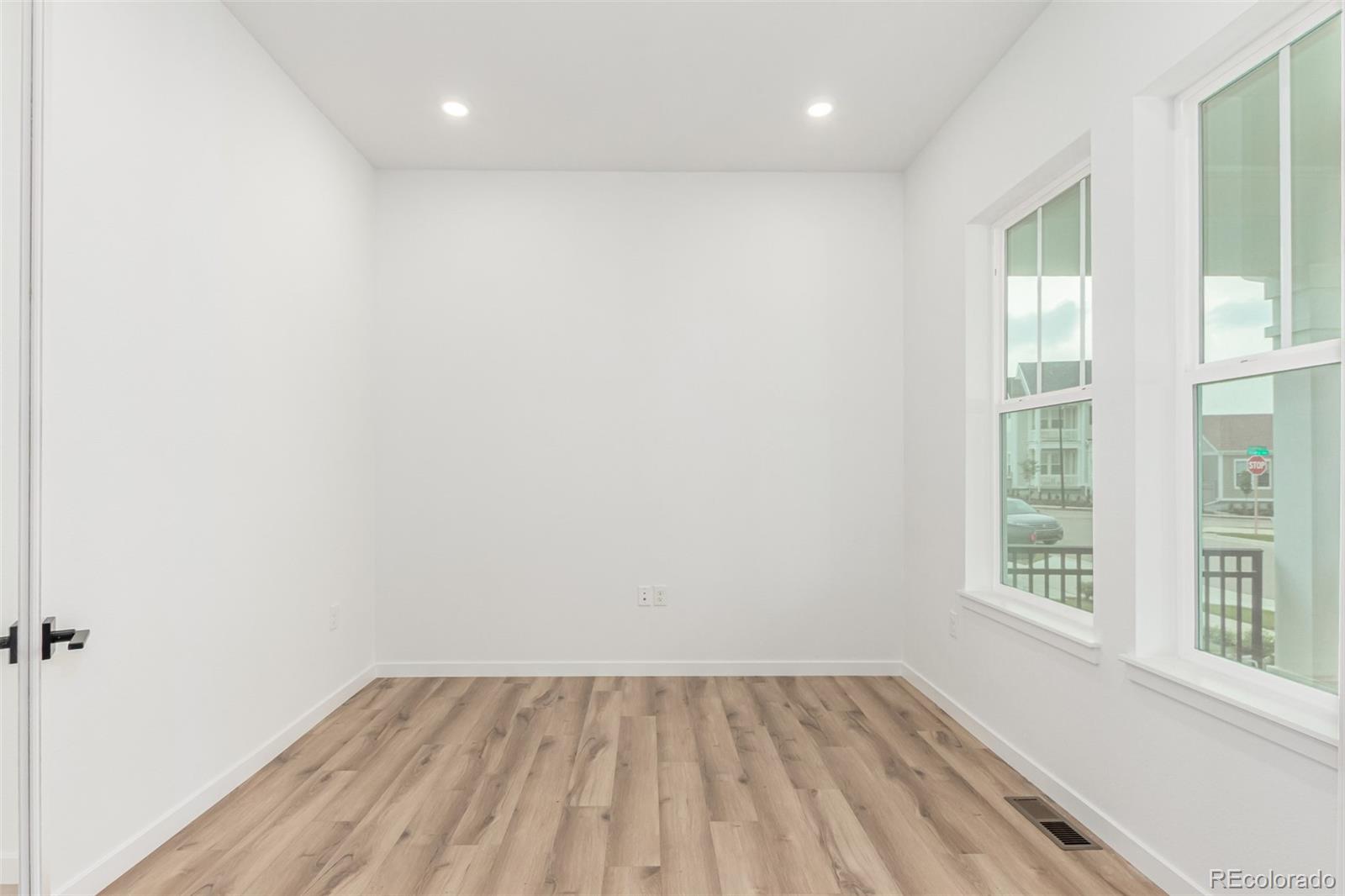 MLS Image #18 for 1826  hickory avenue,erie, Colorado