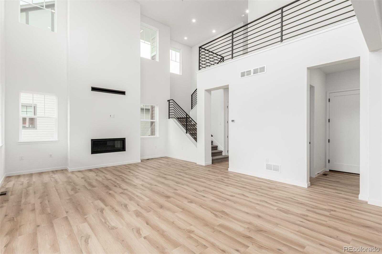 MLS Image #5 for 1826  hickory avenue,erie, Colorado