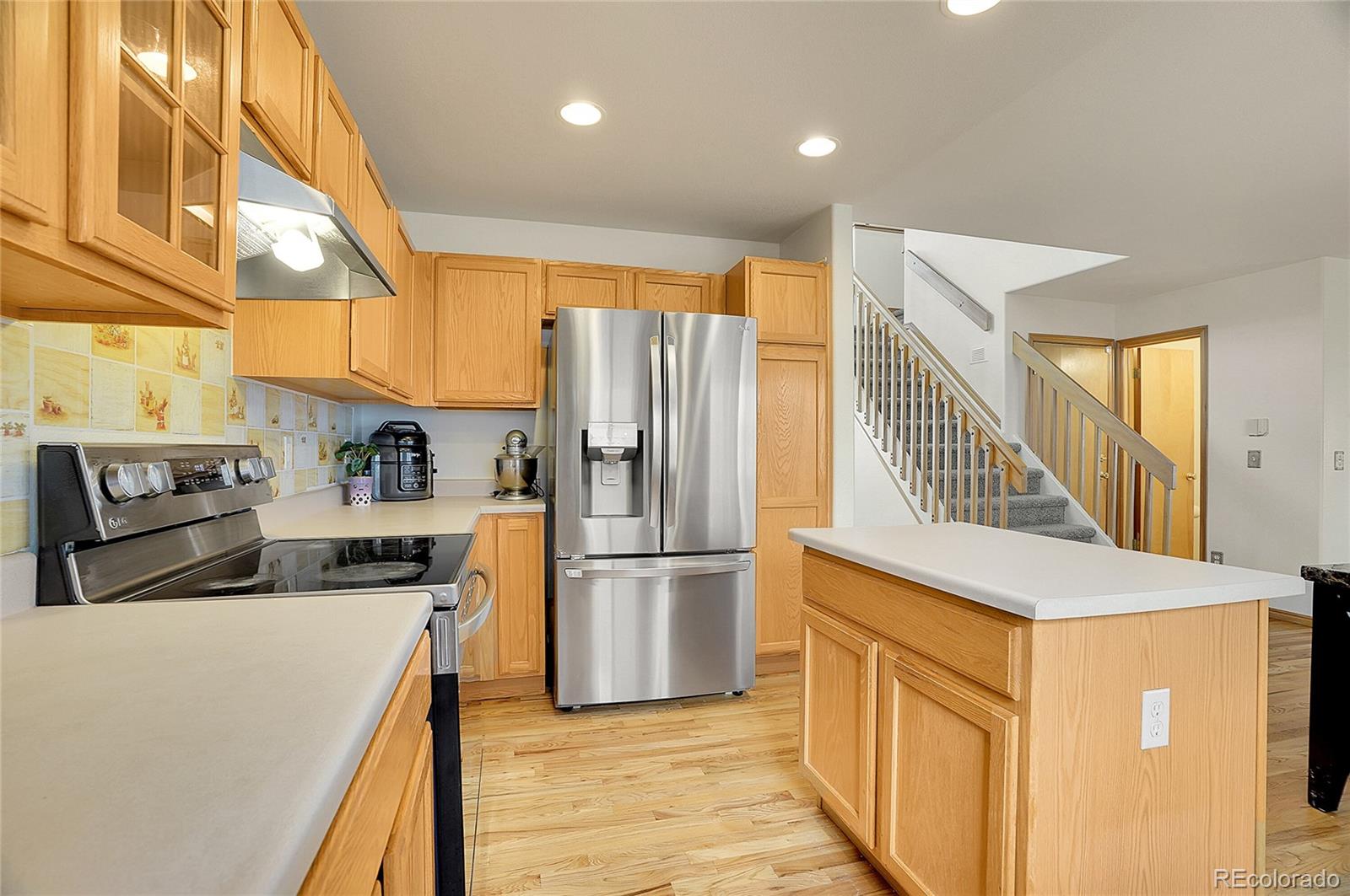 MLS Image #11 for 1214 s akron way,denver, Colorado