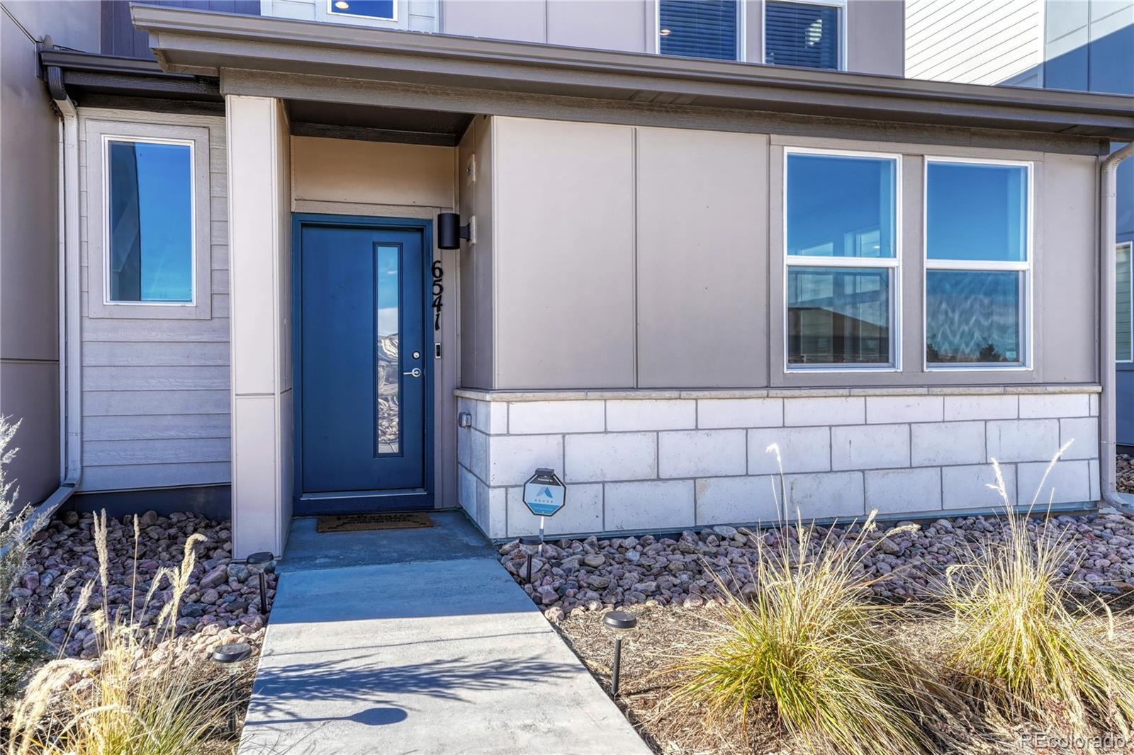 MLS Image #2 for 6541 n dunkirk street ,denver, Colorado