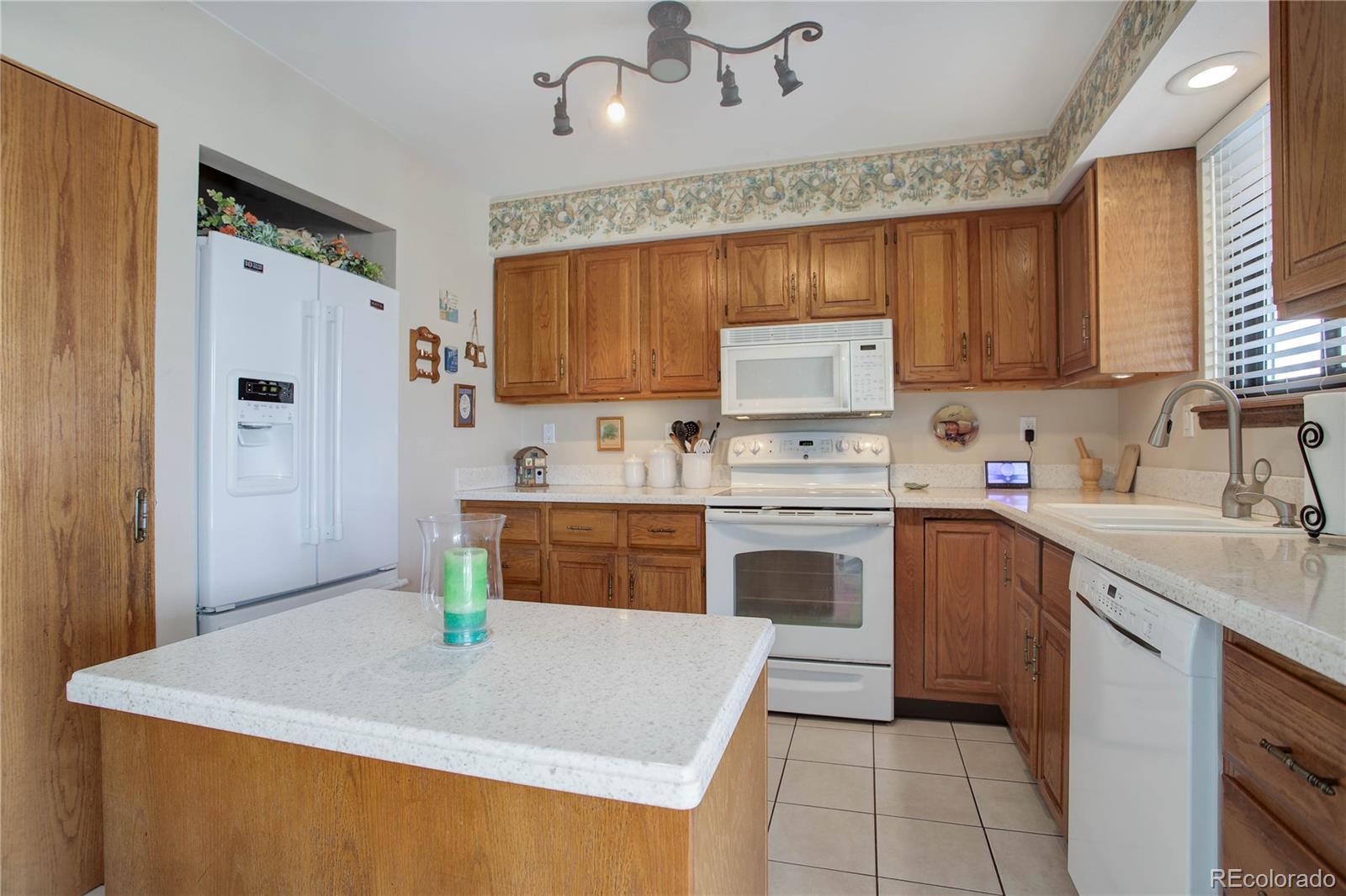 MLS Image #8 for 3265 w florida avenue,denver, Colorado