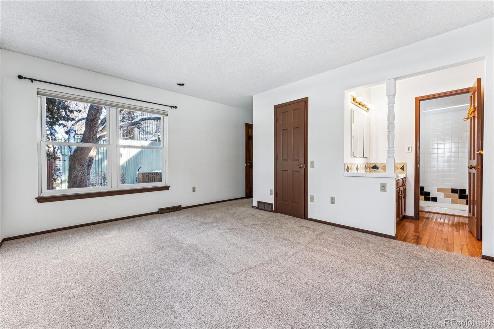 MLS Image #18 for 8871 e amherst drive,denver, Colorado