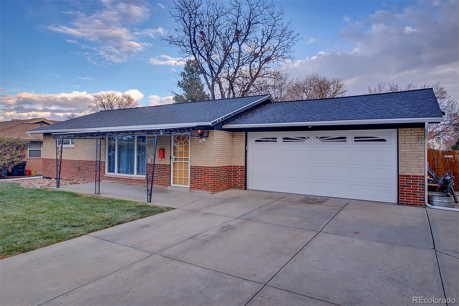 MLS Image #1 for 40 s chase drive,lakewood, Colorado