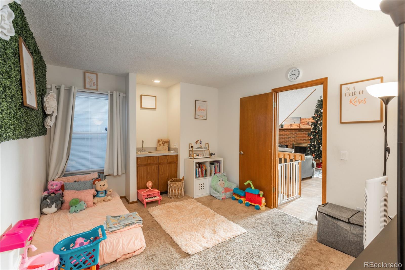 MLS Image #16 for 12520 e cornell circle,aurora, Colorado