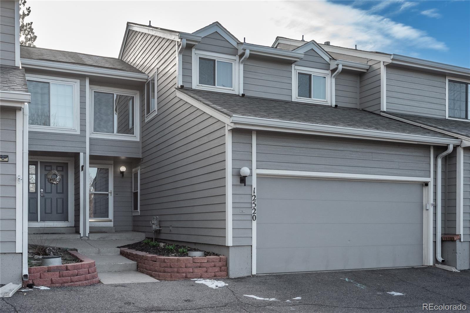 MLS Image #2 for 12520 e cornell circle,aurora, Colorado