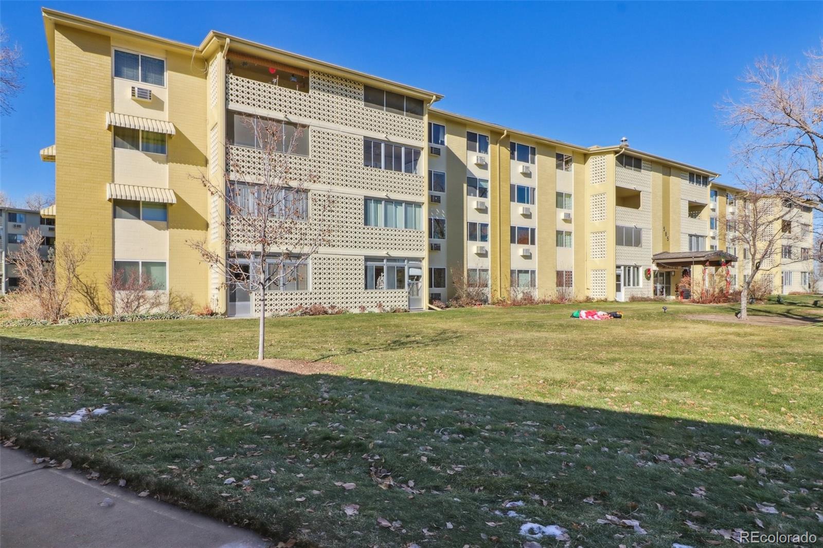 MLS Image #22 for 585 s alton way,denver, Colorado