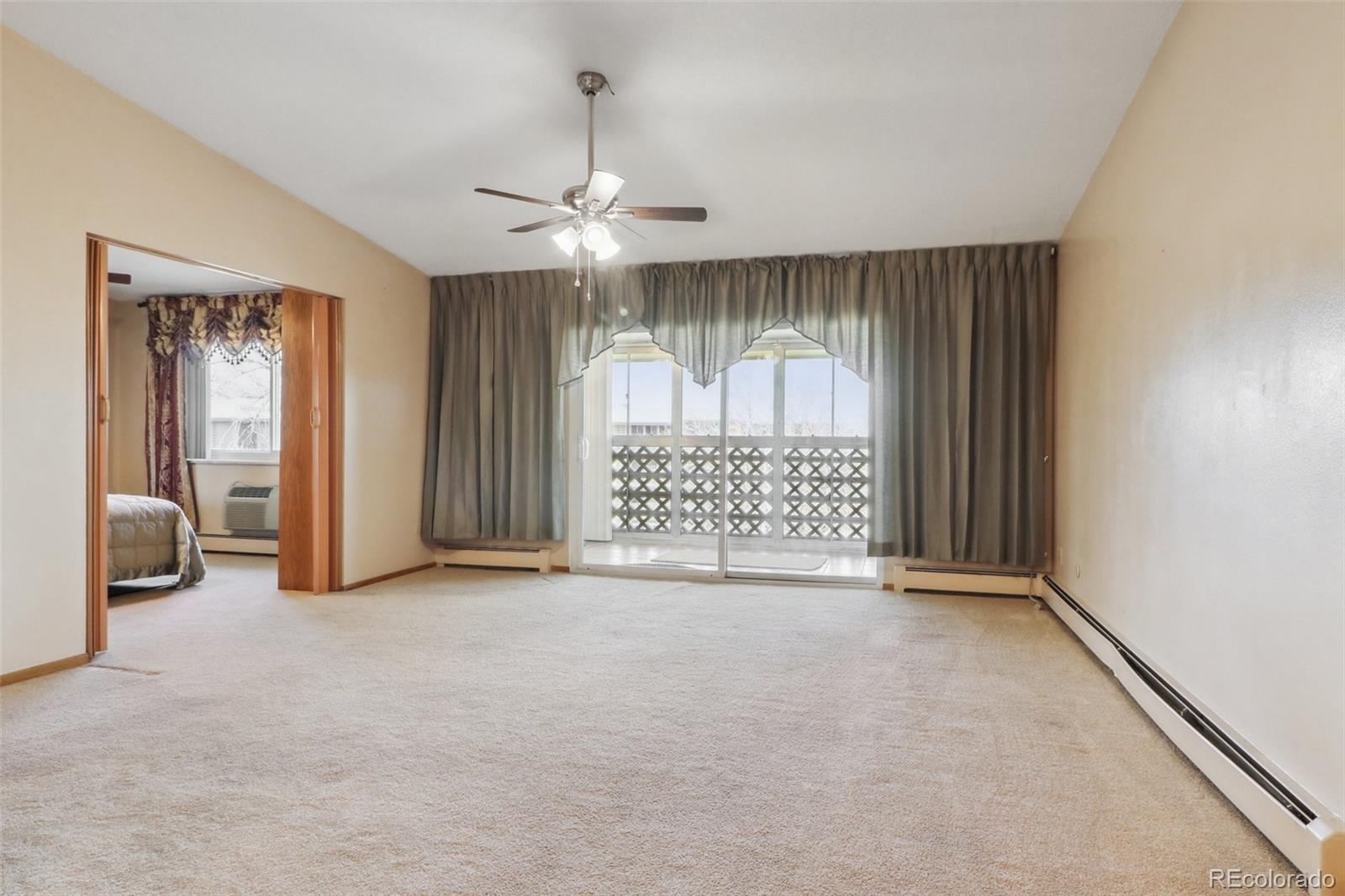 MLS Image #5 for 585 s alton way,denver, Colorado