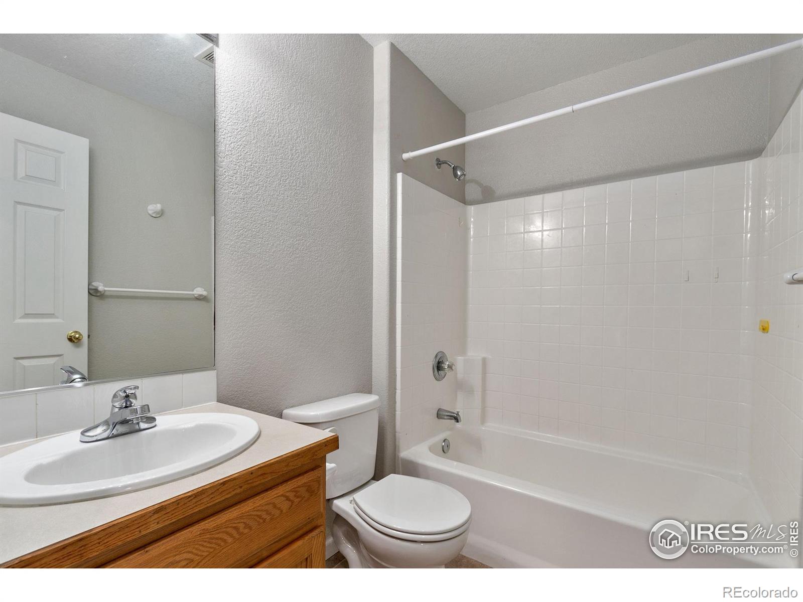 MLS Image #8 for 310  ash court,evans, Colorado