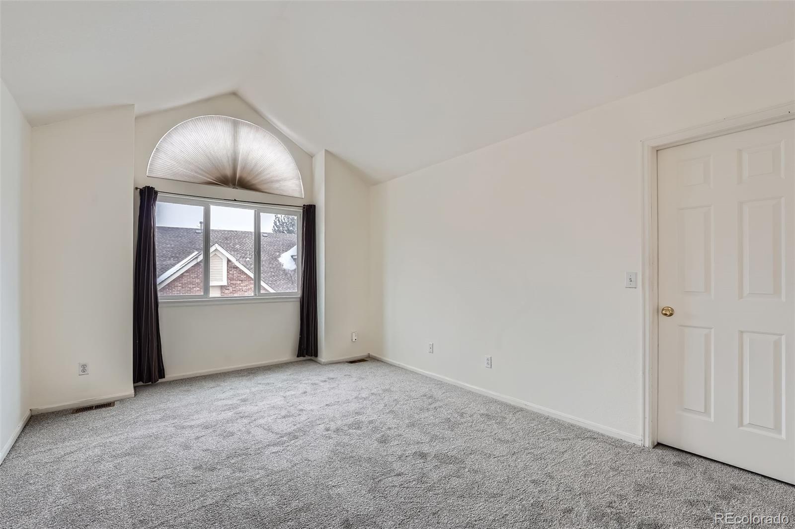 MLS Image #12 for 2121 s troy way,aurora, Colorado