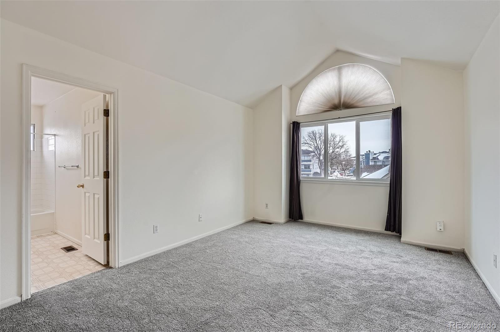MLS Image #13 for 2121 s troy way,aurora, Colorado
