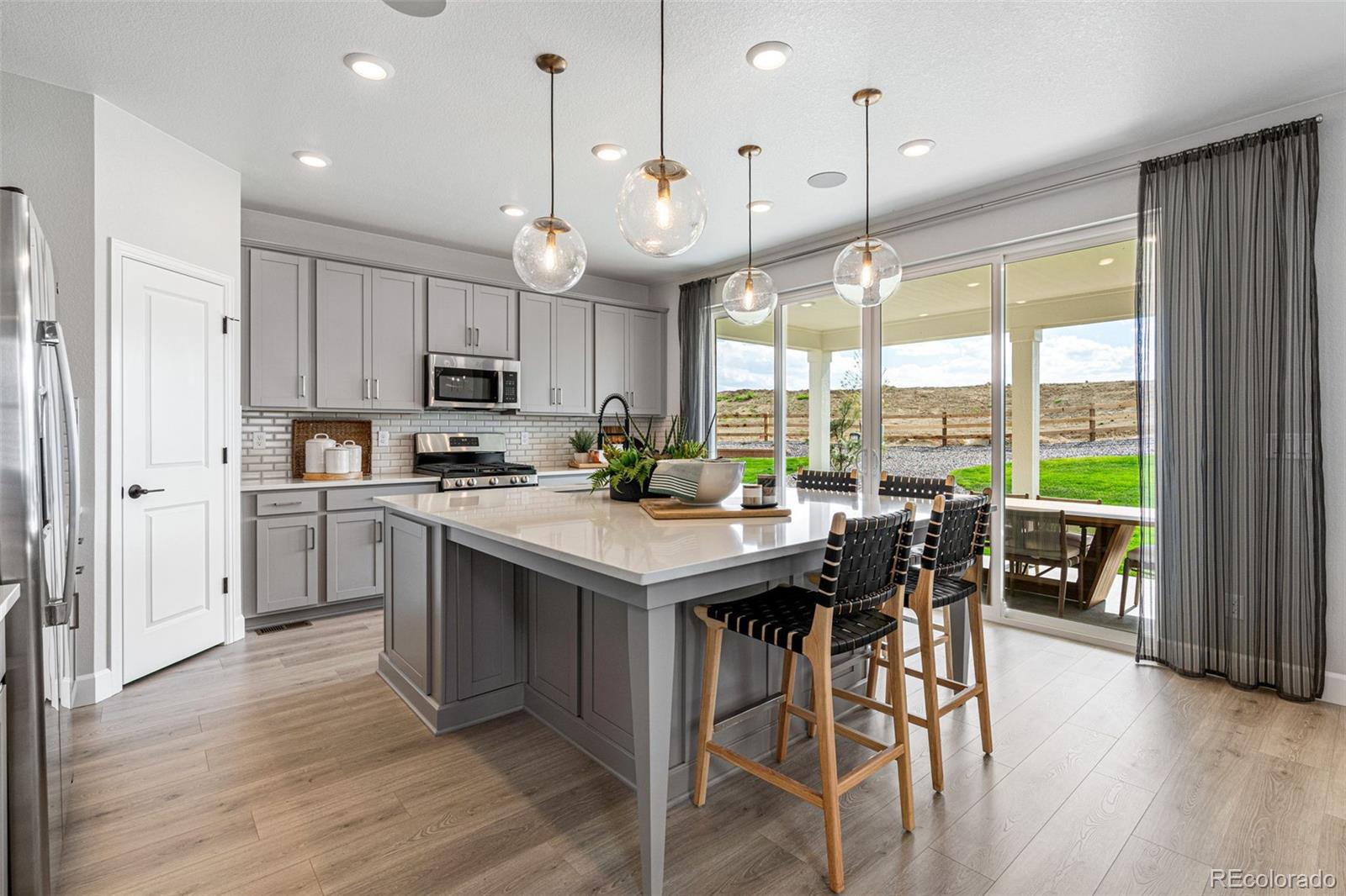 MLS Image #17 for 16548 w 92nd place,arvada, Colorado