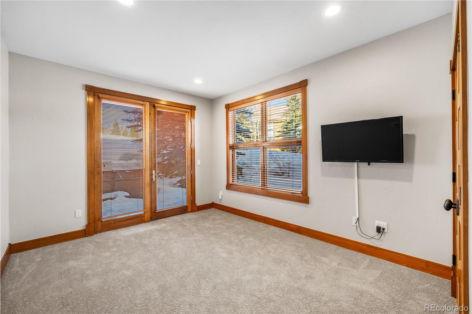 MLS Image #24 for 19  south road,breckenridge, Colorado