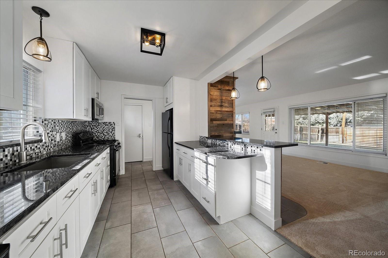 MLS Image #10 for 3379 s flamingo way,denver, Colorado