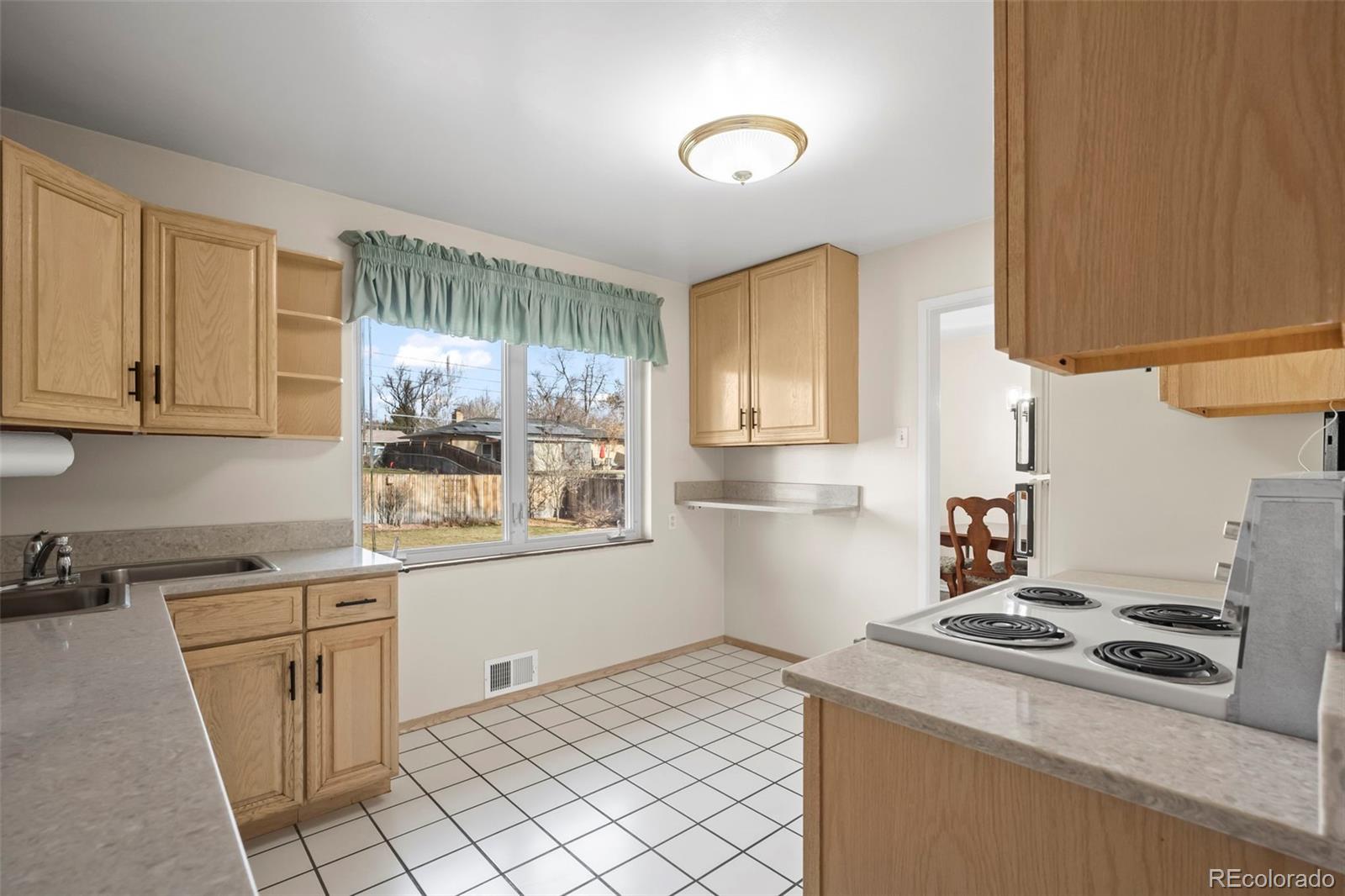 MLS Image #18 for 3661 w greenwood place,denver, Colorado