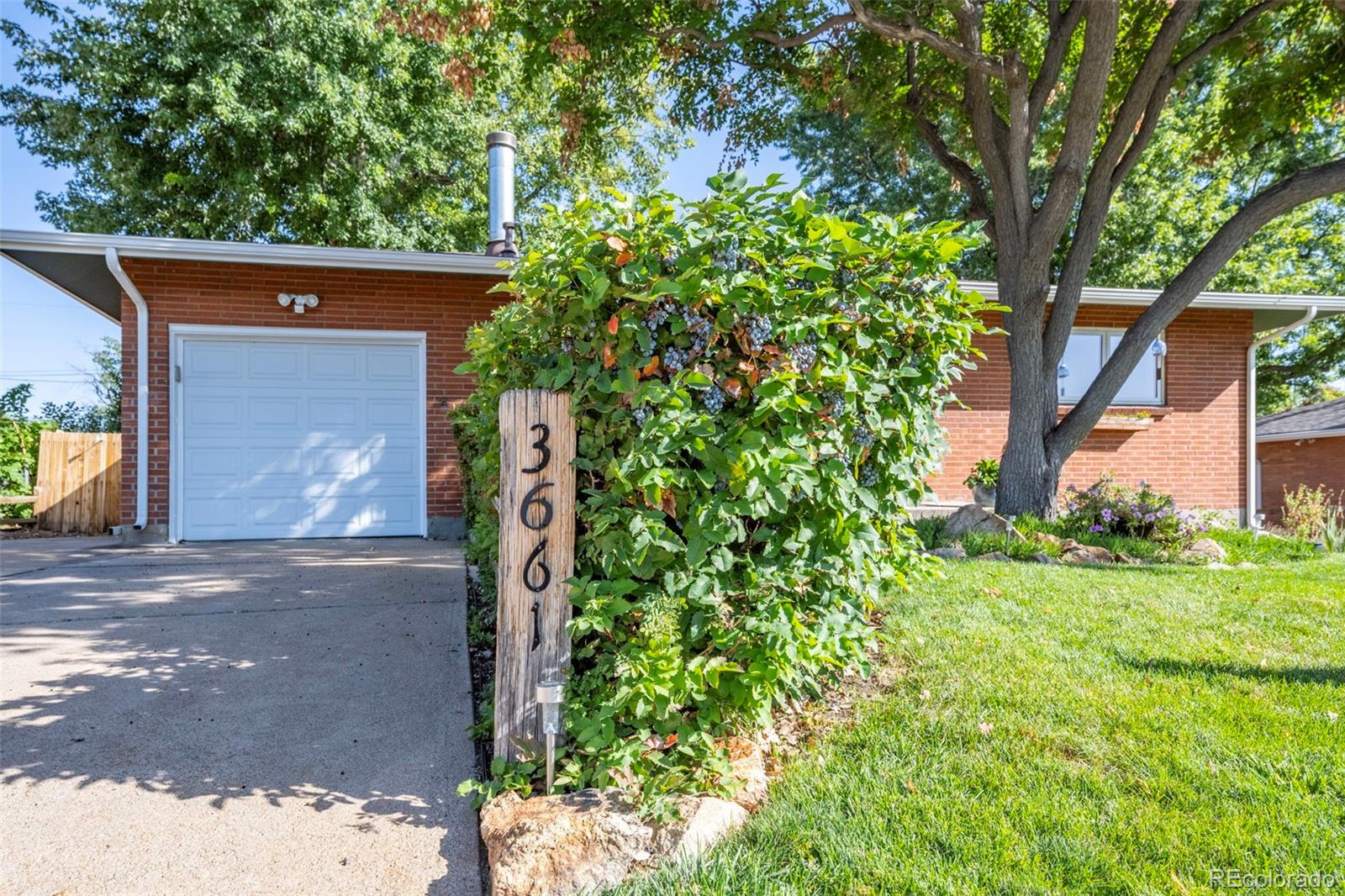 MLS Image #3 for 3661 w greenwood place,denver, Colorado