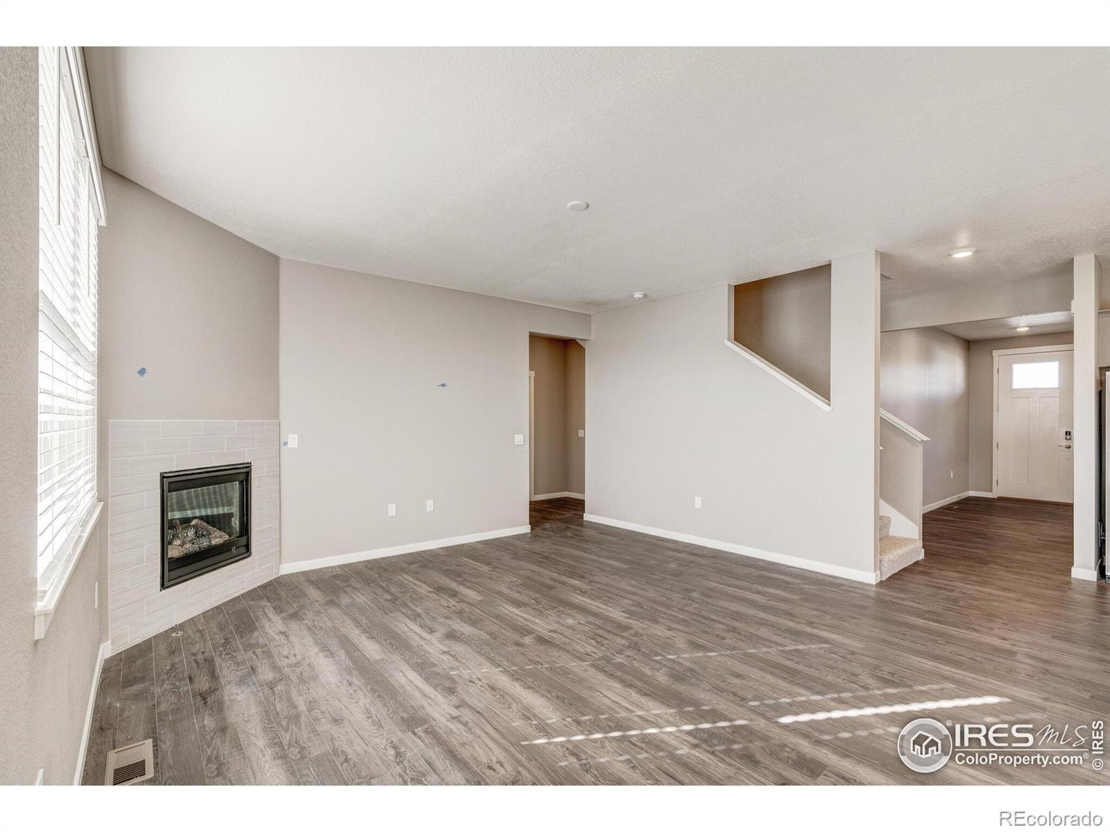 MLS Image #11 for 4205  sandstone drive,mead, Colorado