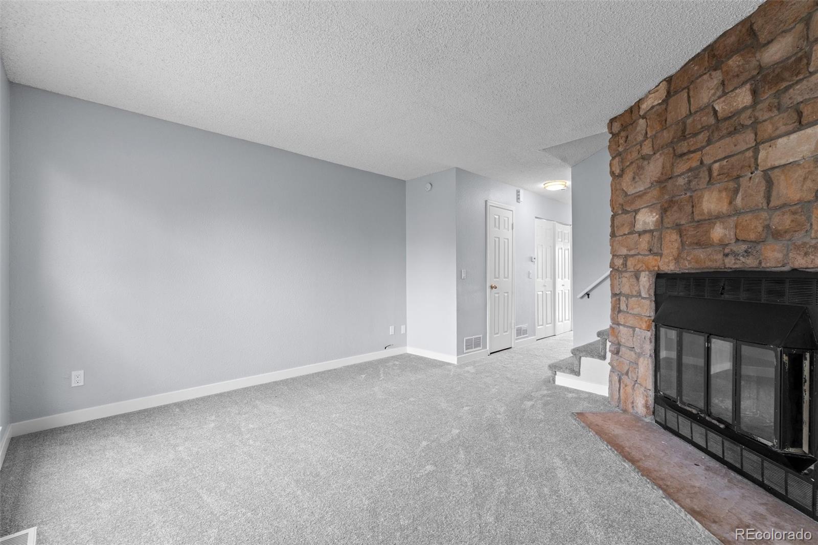 MLS Image #3 for 14314 e hawaii circle,aurora, Colorado