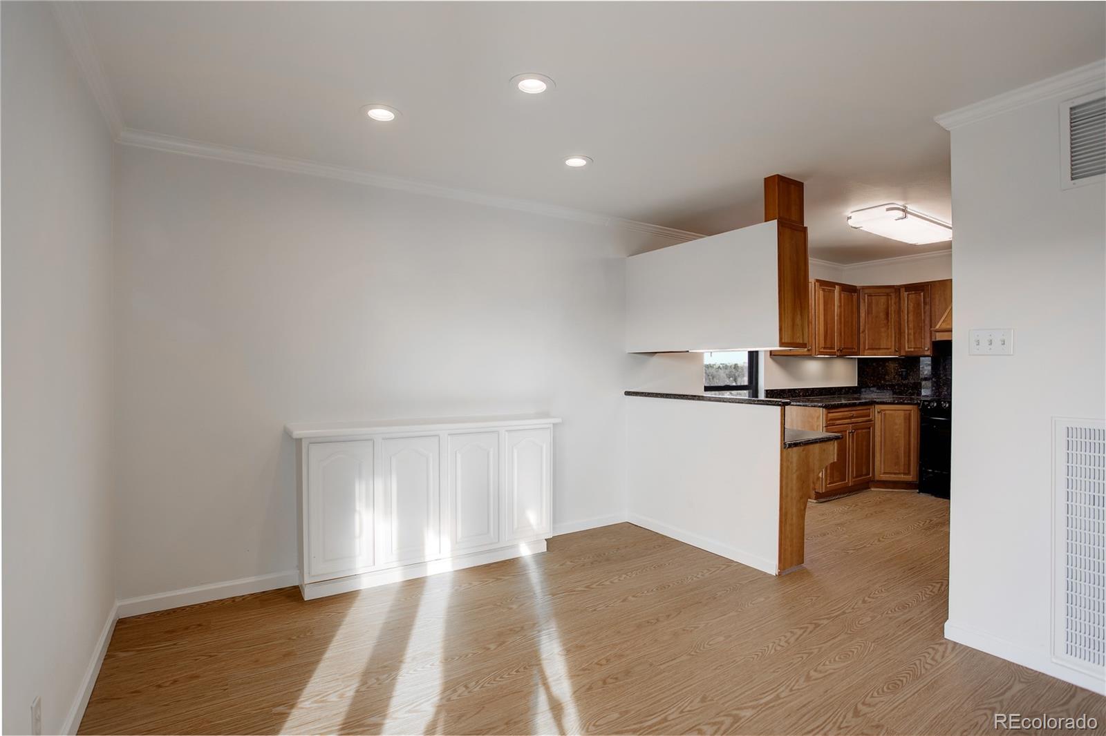 MLS Image #6 for 460 s marion parkway,denver, Colorado