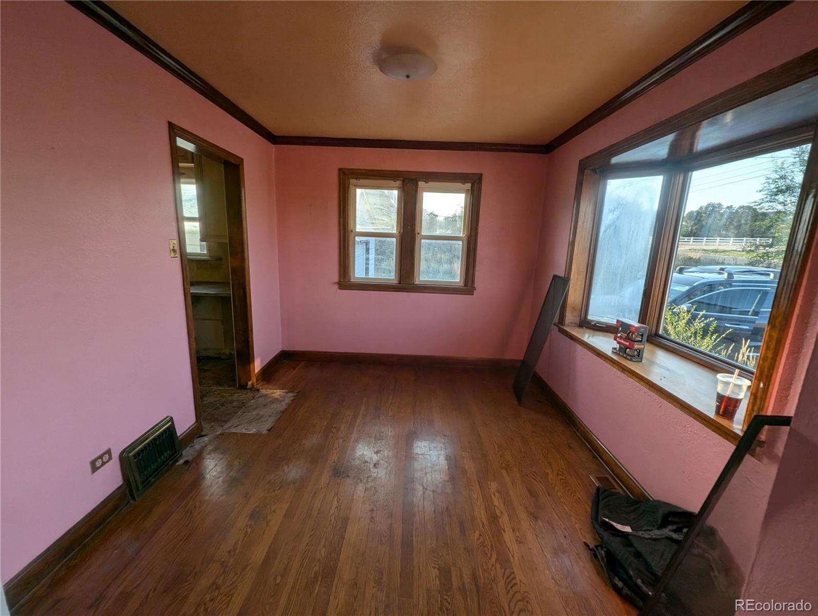 MLS Image #6 for 600 e 76 avenue,denver, Colorado