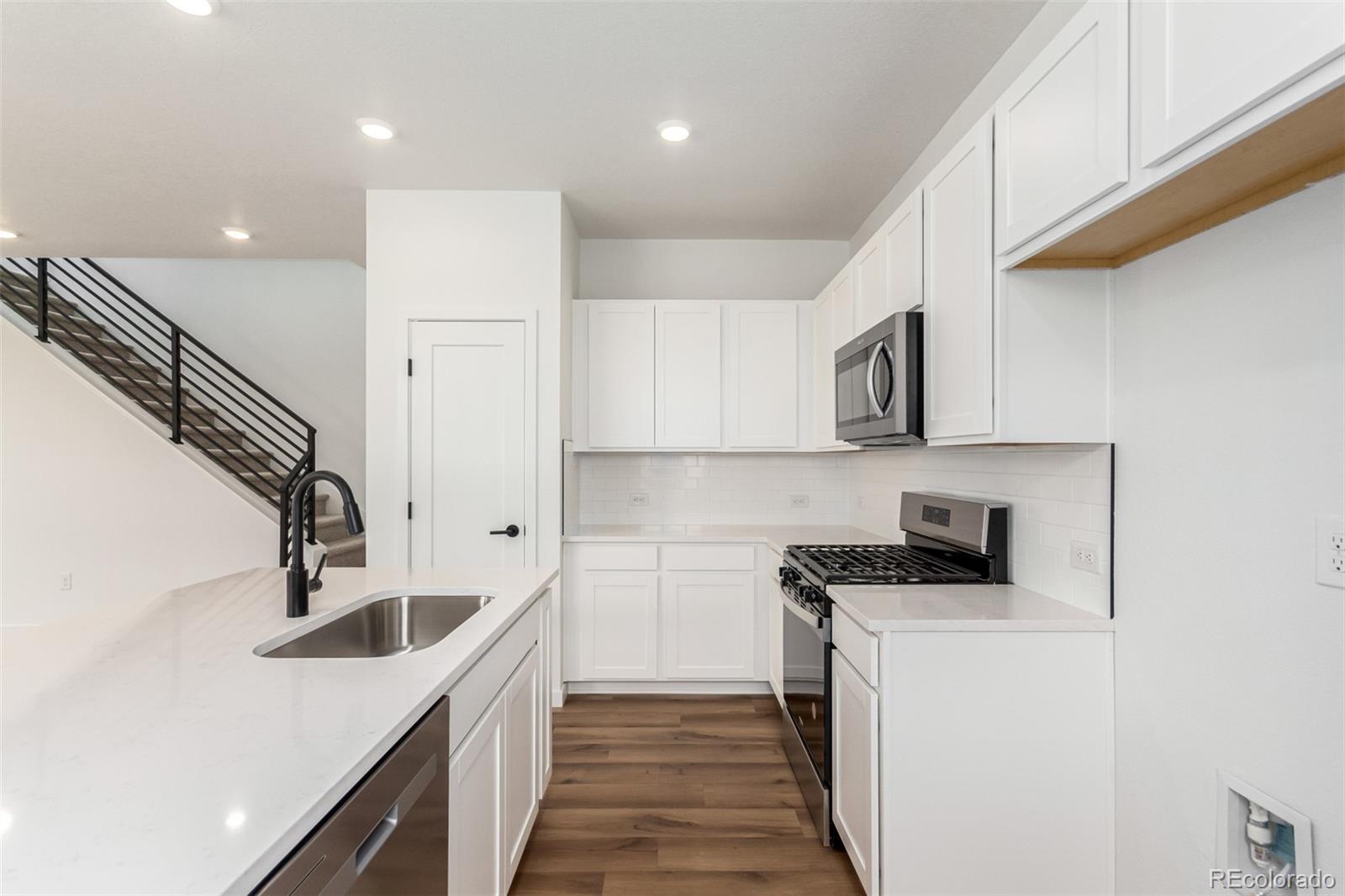 MLS Image #15 for 5785 n jericho way,aurora, Colorado