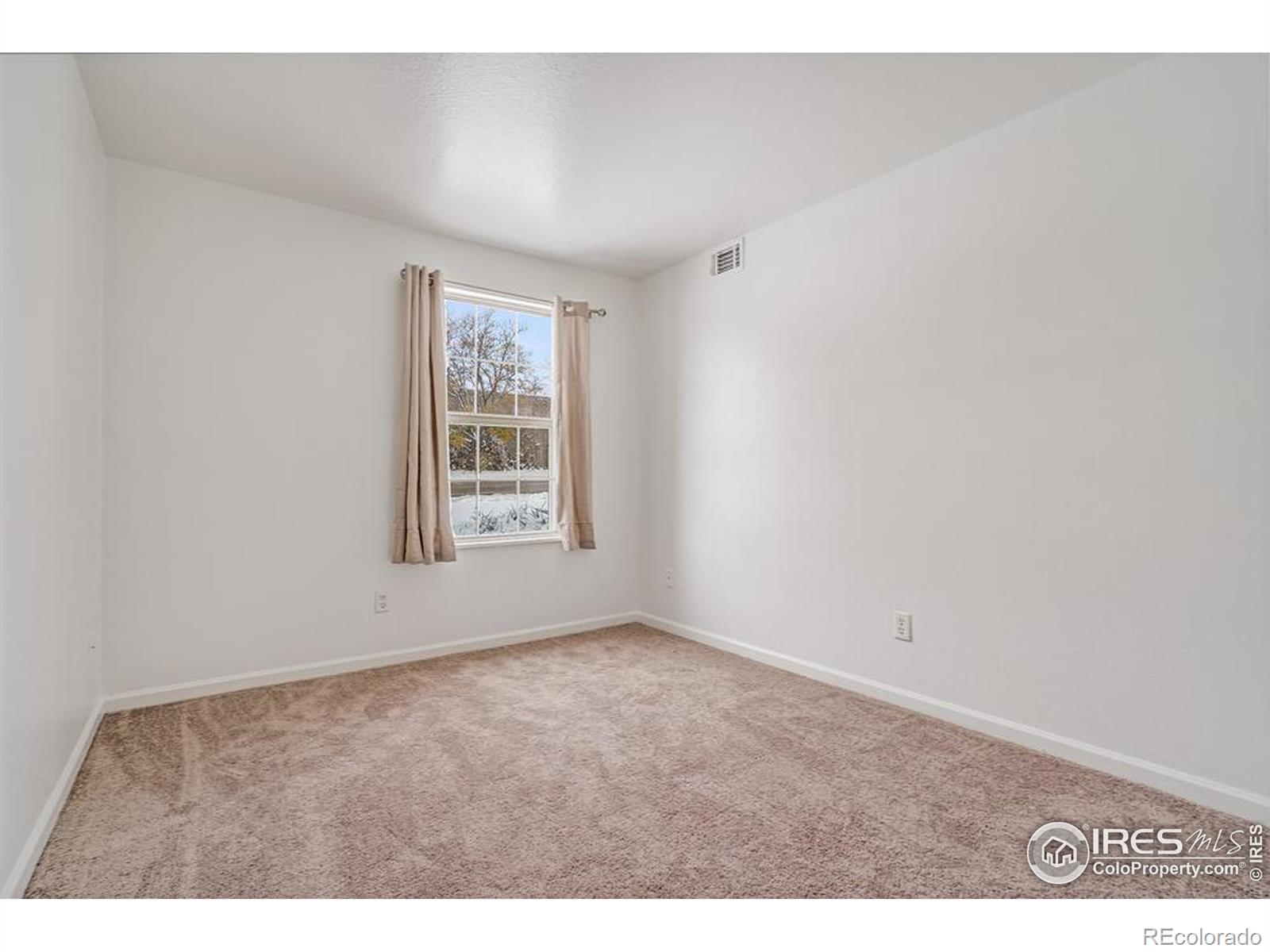 MLS Image #11 for 2856  17th avenue,greeley, Colorado