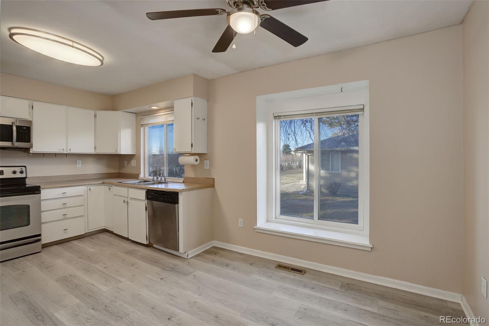 MLS Image #12 for 7877  york street,denver, Colorado