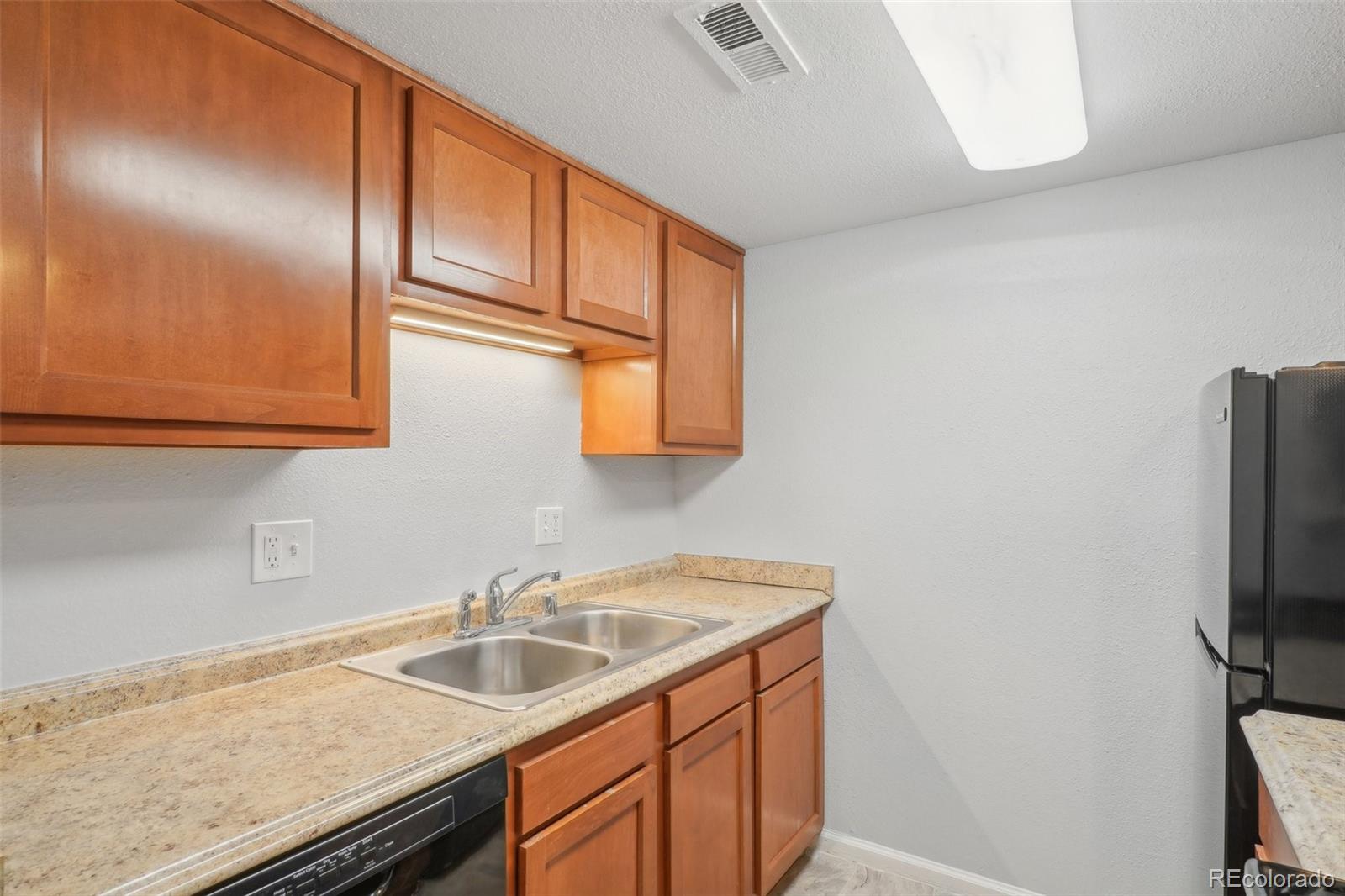 MLS Image #12 for 9220 e girard avenue,denver, Colorado