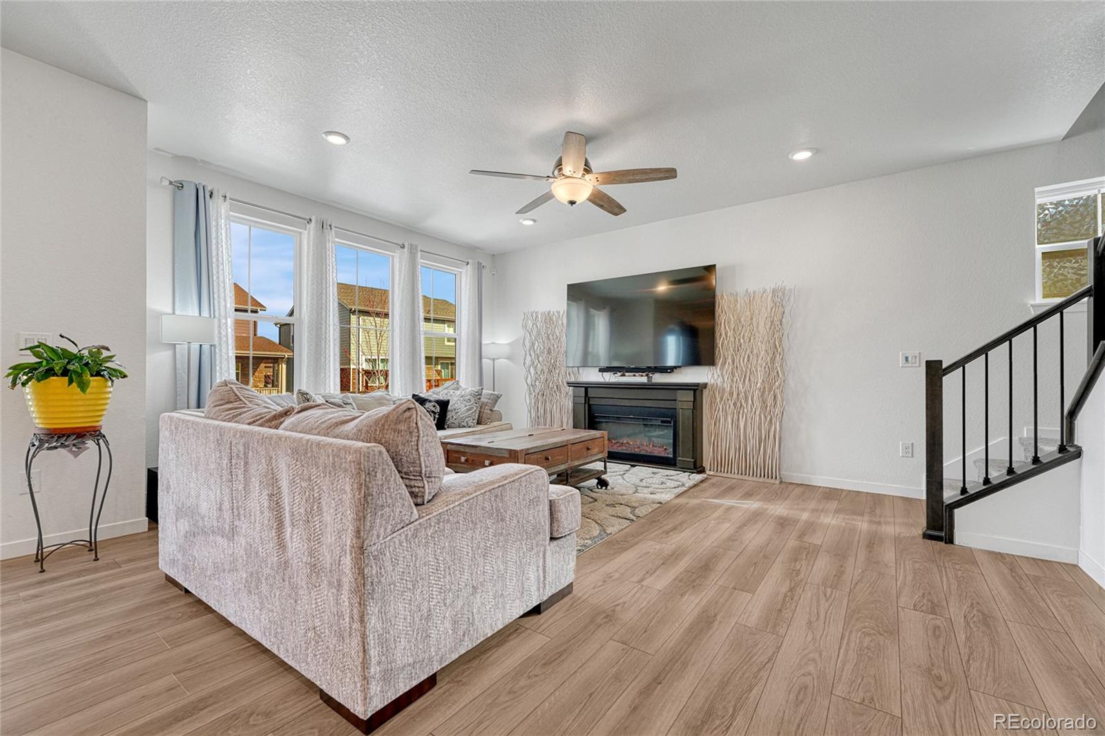 MLS Image #15 for 1066 s eaton park court,aurora, Colorado
